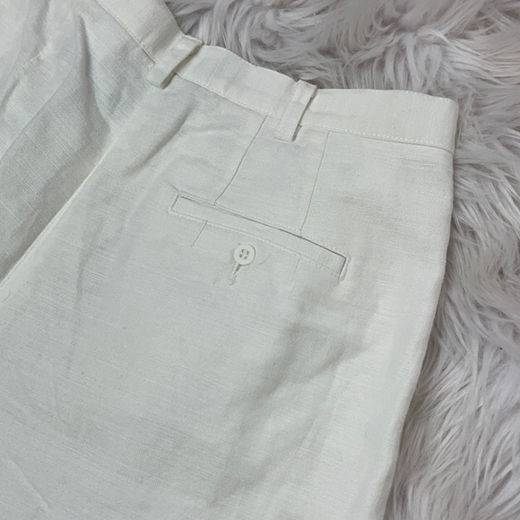 LinenCotton Pleated HighWaist Pocket Shorts - Picture 3 of 6